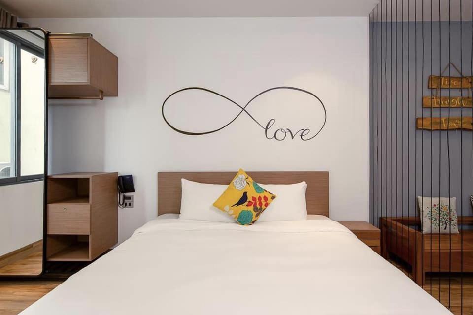 Sea Vista Boutique Hotel & Apartment Дананг Экстерьер фото